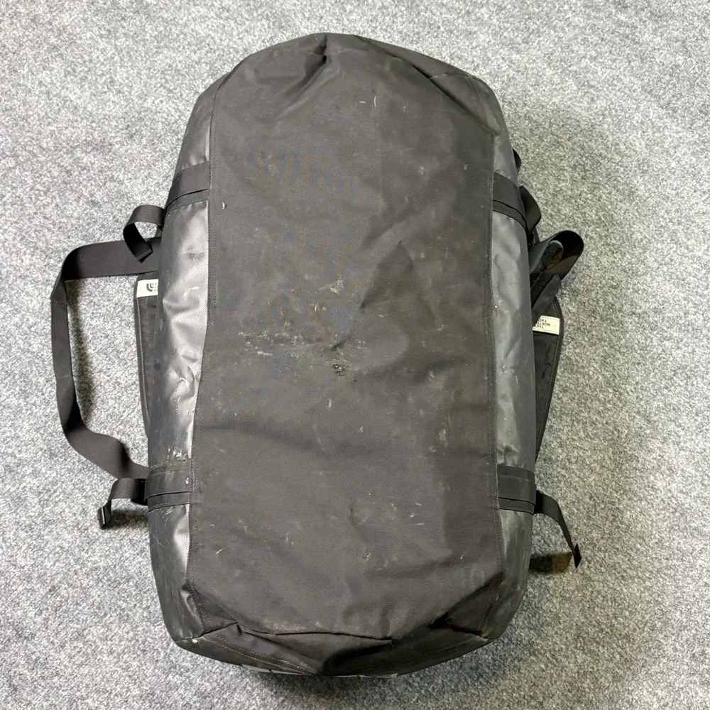 The North Face Duffel Bag Base Camp Black Convertible Adjustable Strap Shoulder